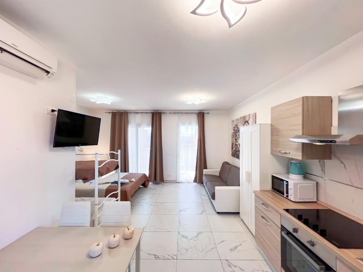 Zeus Apartment Bibione Exterior foto